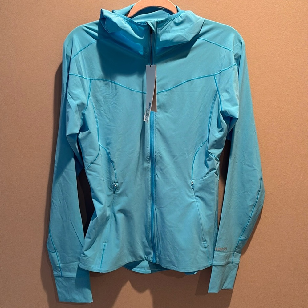 LULULEMON MIST OVER WINDBREAKER IN KAYAK BLUE LIGHT SZ 6 NWT